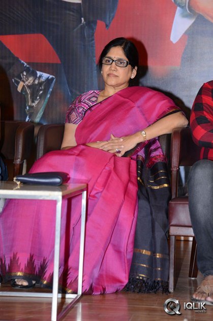 Aatadukundam-Raa-Movie-Success-Meet